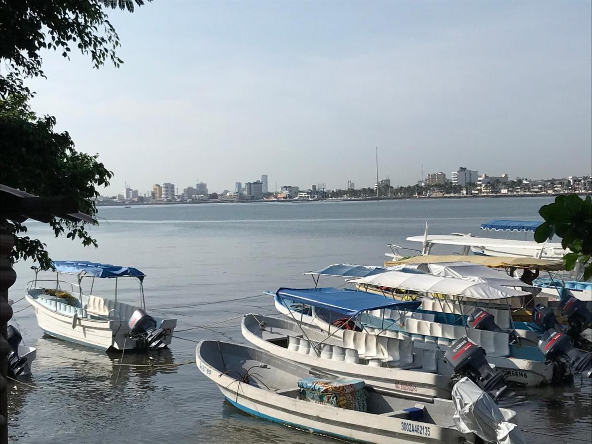 Hotel Jar8 Acuario Enfrente Al Acuario De Veracruz Bagian luar foto